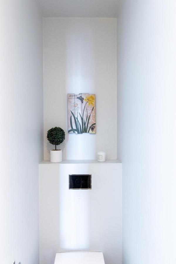 Leilighet Stylish Studio In Perfect Location, 24h Reception *