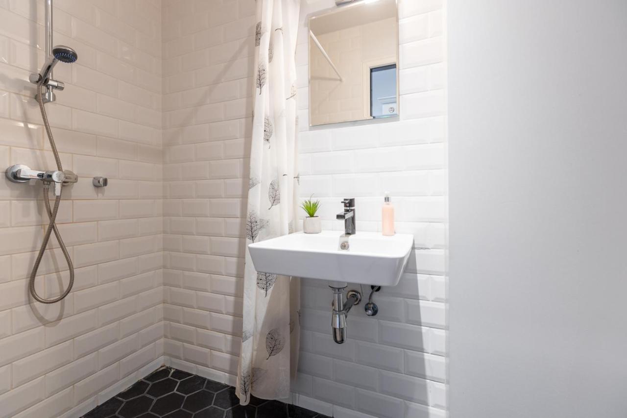 Stylish Studio In Perfect Location, 24h Reception *